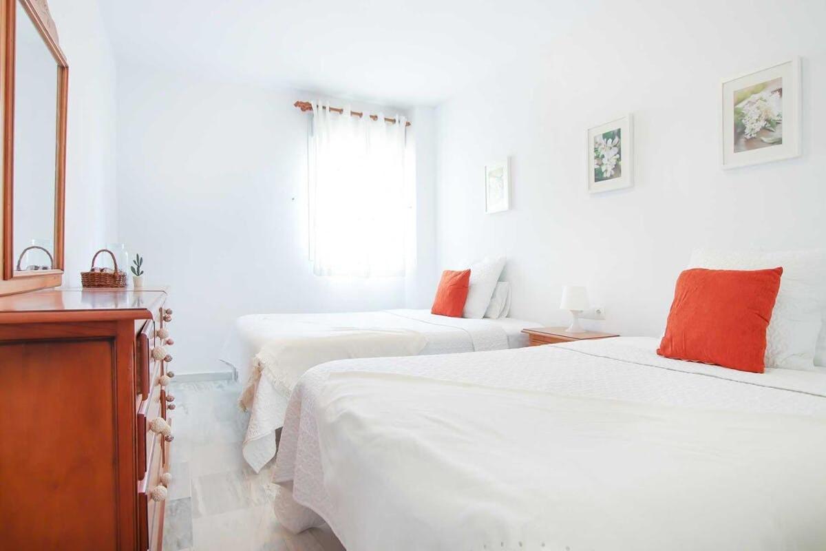 Precioso Atico En Cabopino - Marbellaアパートメント エクステリア 写真